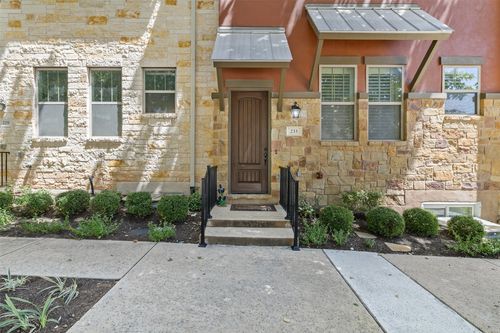 233 Adams St, Georgetown, TX, 78628-3680 | Card Image