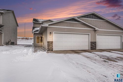 6157 Alki Pl, Sioux Falls, SD, 57108 | Card Image