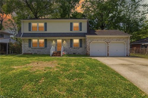 702 Keppel Dr, Newport News, VA, 23608-1921 | Card Image