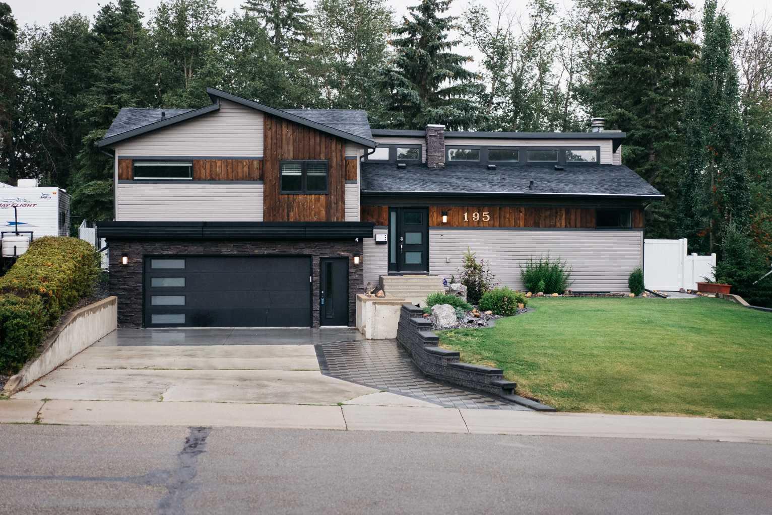 195 Piper Drive, For Sale in Red Deer Zoocasa