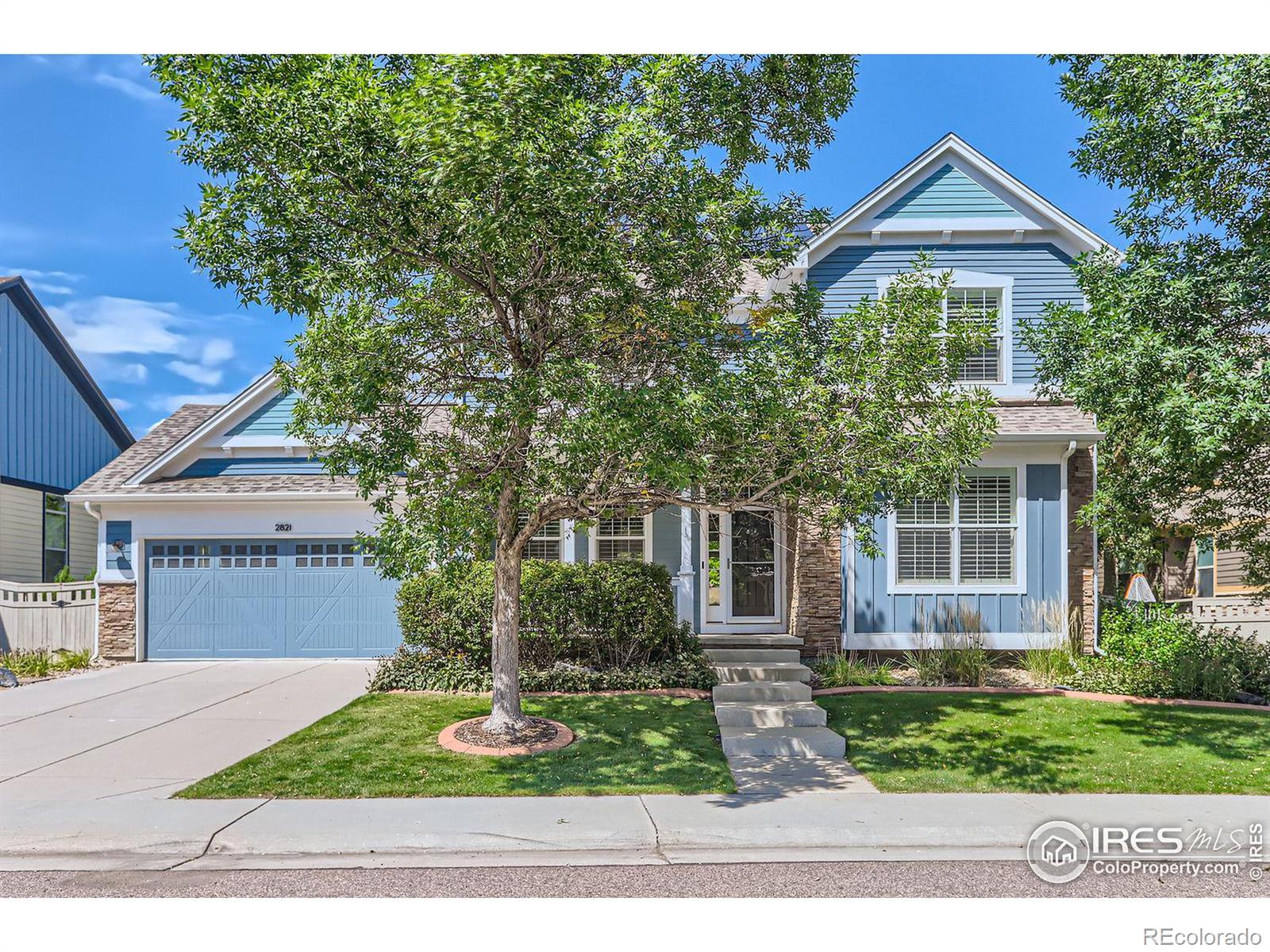 Crater Lake Ln, Lafayette, CO 80026