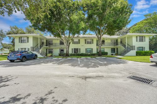 a-2301 Sabal Ridge Ct, Palm Beach Gardens, FL, 33418-8973 | Card Image