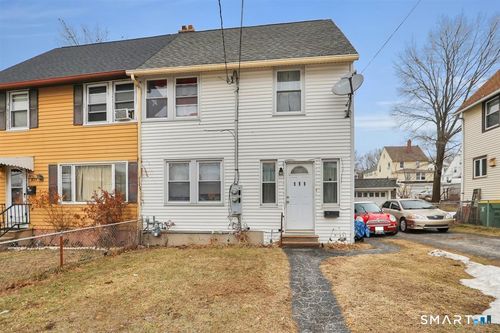 111 Madison St, Waterbury, CT, 06706-1812 | Card Image