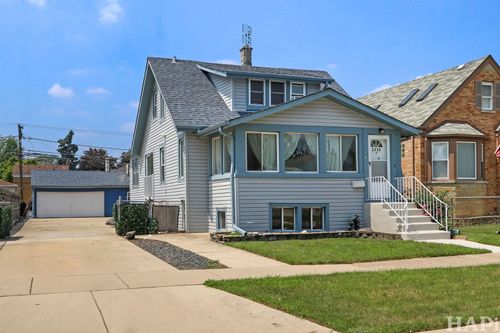 2446 Leyden Ave, River Grove, IL, 60171-1840 | Card Image