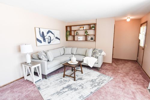 302 Sherwood Ave N, Thief River Falls, MN, 56701-2617 | Card Image