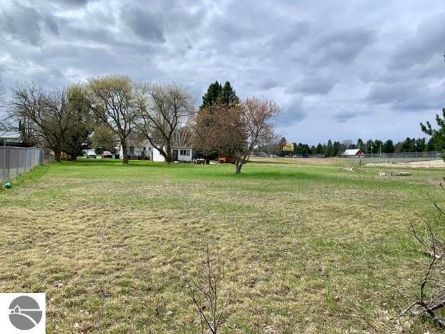1871 Pine Tree, House other with 2 bedrooms, 1 bathrooms and null parking in Grawn MI | Image 13
