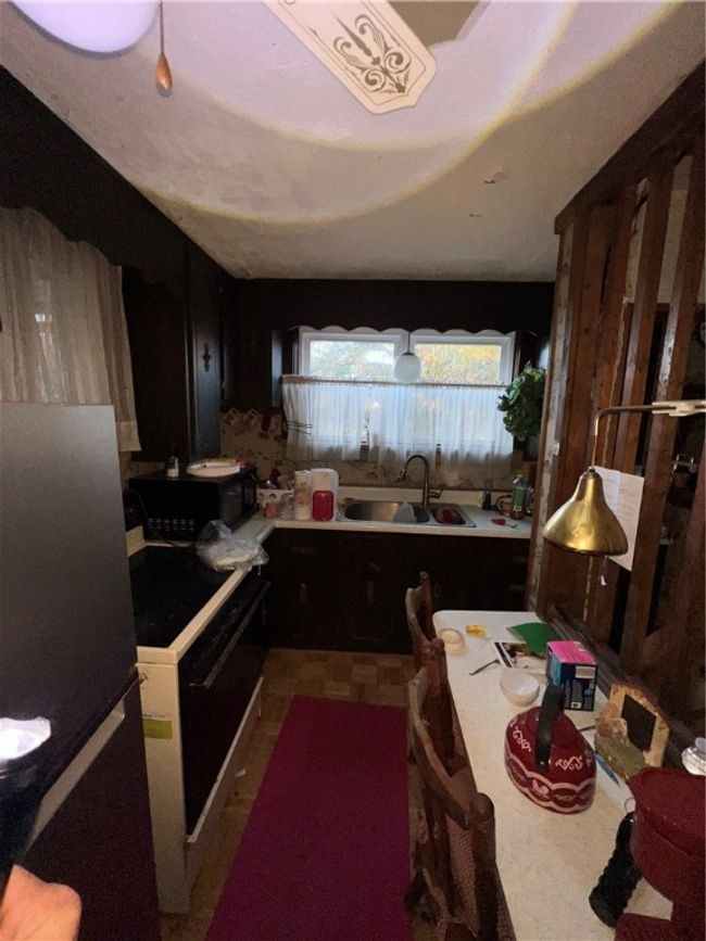 3203 Clay Pike St, House other with 3 bedrooms, 0 bathrooms and null parking in Herminie PA | Image 18