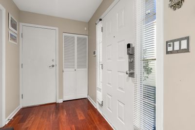 8493 Portside Crt, Townhouse with 3 bedrooms, 2 bathrooms and 2 parking in Vancouver BC | Image 3