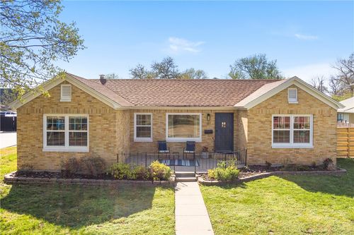 337 Nw A St, Bentonville, AR, 72712-5253 | Card Image