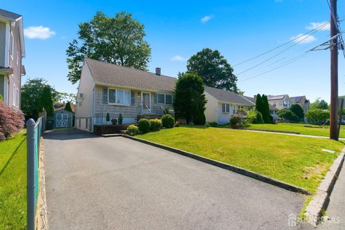 219 Julius St, Iselin, NJ, 08830-2408 | Card Image