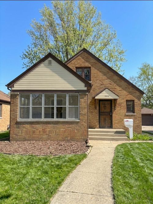 3422 Fremont St, Rockford, IL, 61103-2005 | Card Image