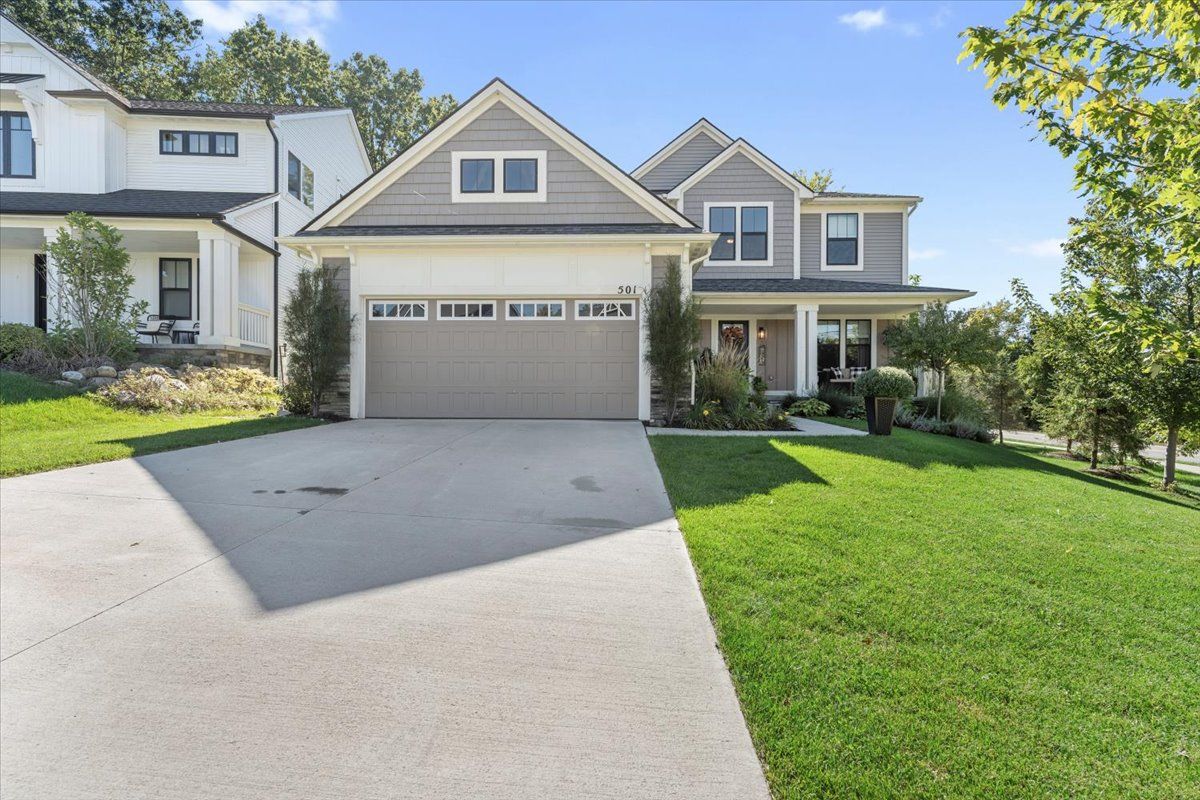 Heritage Ridge Dr, Milford, MI 48381