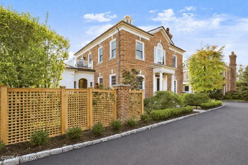 e-215 Milbank Ave, Greenwich, CT, 06830-6617 | Card Image