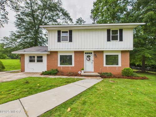 752 Forest Lake Dr S, Macon, GA, 31210-3212 | Card Image
