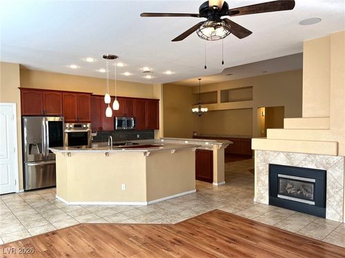 5520 Kings Row Ct, Las Vegas, NV, 89148-4658 | Card Image