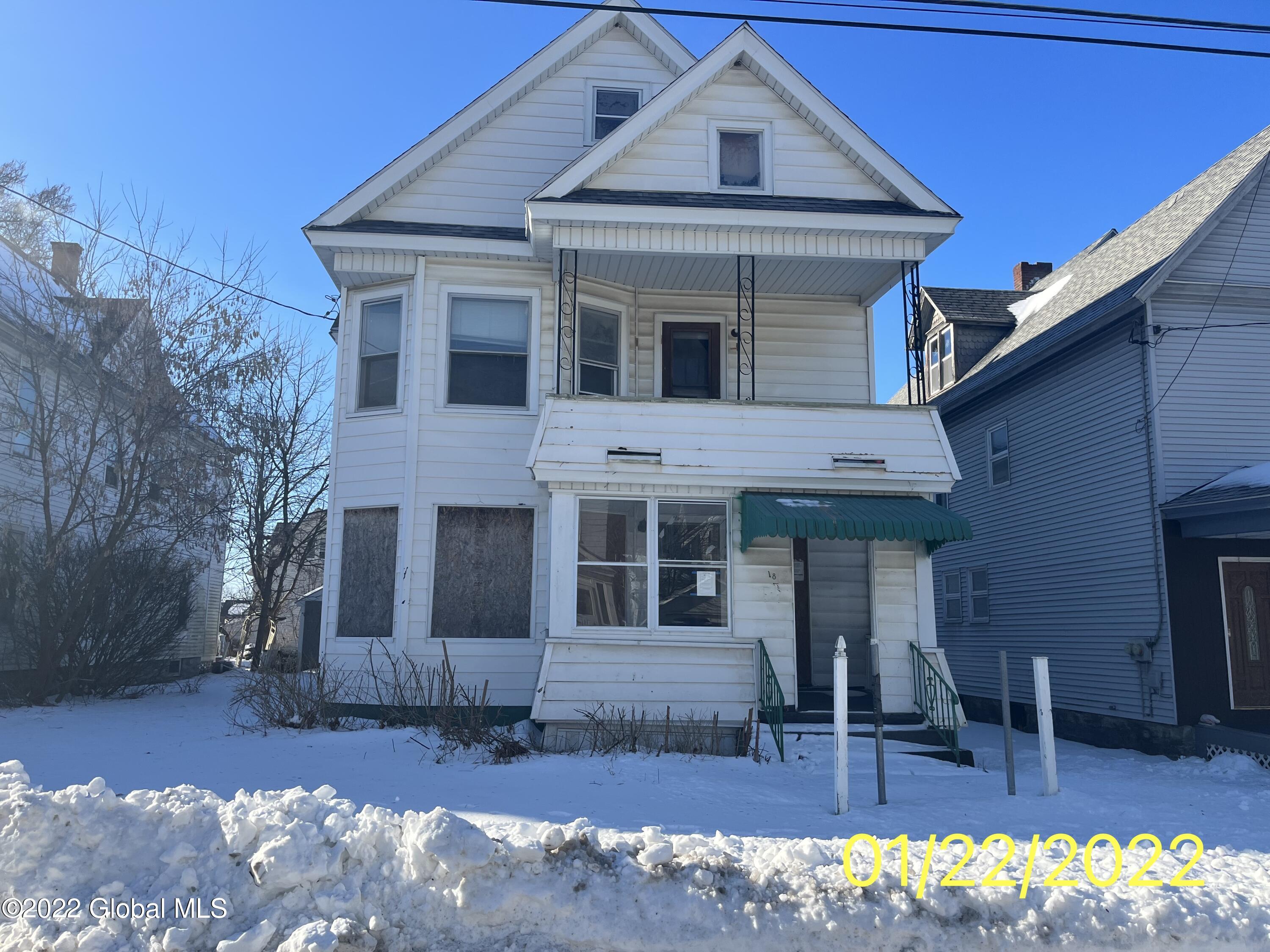 18 Lincoln Avenue, Sold in Amsterdam Zoocasa