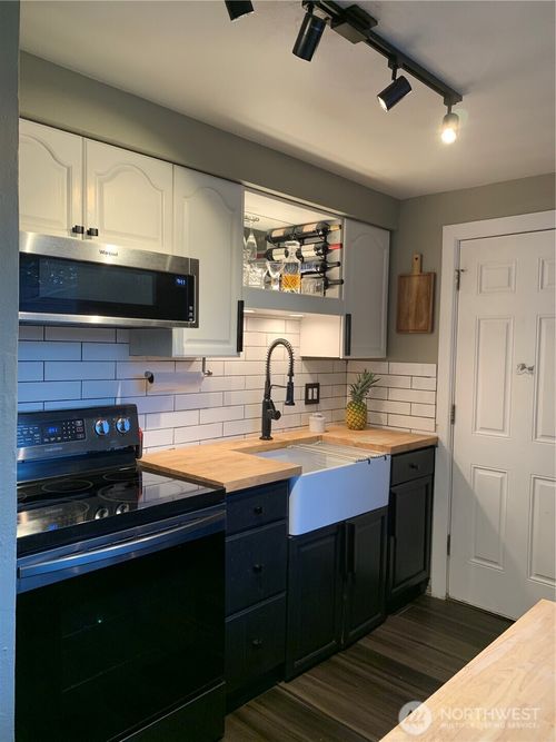 10133 Patterson St S, Tacoma, WA, 98444-6560 | Card Image