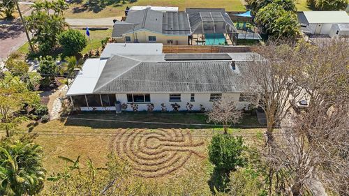 2701 56th St S, Gulfport, FL, 33707-5232 | Card Image