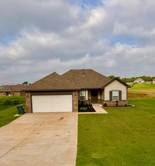 4509 Smoke Stack Road, Guthrie, OK, 73044 | Card Image