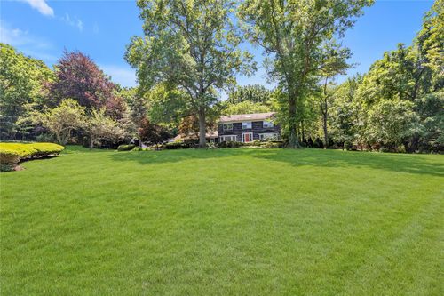 26 Rolling Dr, Glen Head, NY, 11545-2613 | Card Image
