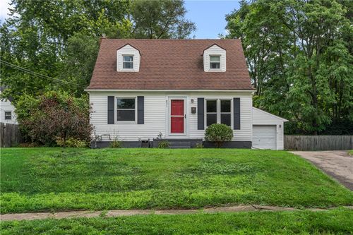 421 Monroe Dr, Xenia, OH, 45385-2142 | Card Image