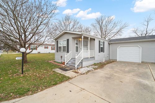 a-120 Cardinal Lane, Sandwich, IL, 60548 | Card Image