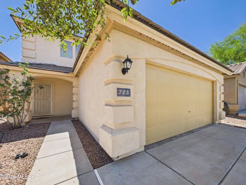 723 W Firehawk Drive, Green Valley, AZ, 85614 | Card Image