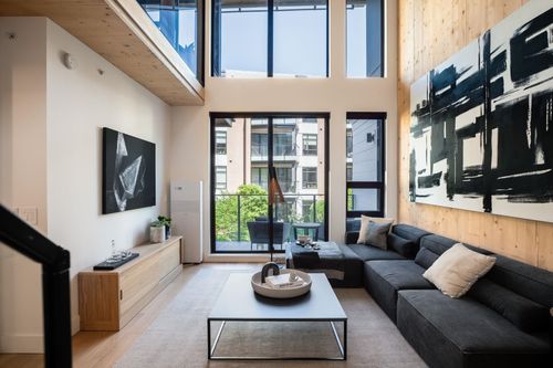 304-310 Salter St, New Westminster, BC, V3M0N7 | Card Image