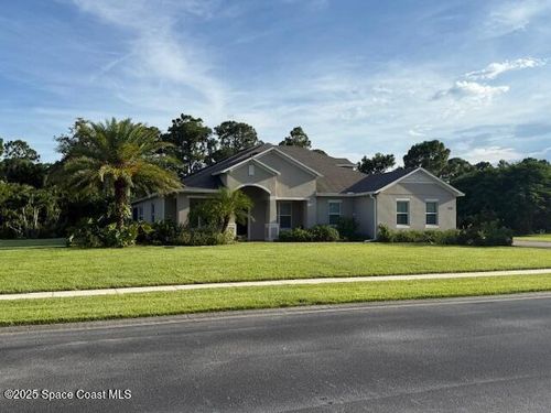4975 Stafford Dr, Melbourne, FL, 32934-7918 | Card Image