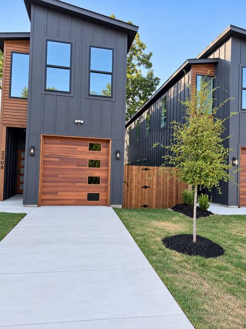 2208 Dyson St, Dallas, TX, 75215-5134 | Card Image