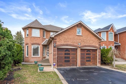 1169 Ewing Cres, Mississauga, ON, L5V1C1 | Card Image