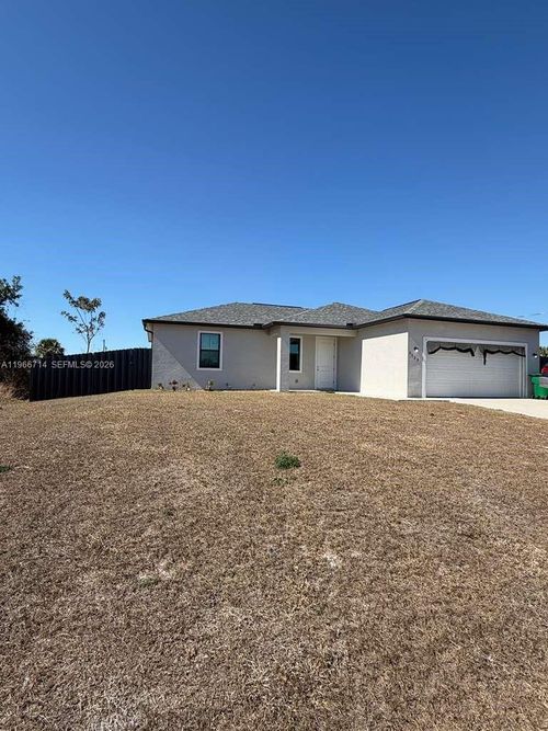 3125-3125 Kapok Cir, Labelle, FL, 33935-5648 | Card Image