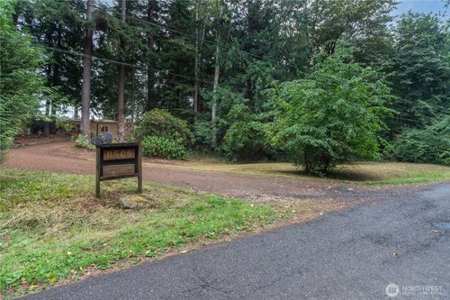 8505 Ne Country Woods Ln, Kingston, WA, 98346-9791 | Card Image