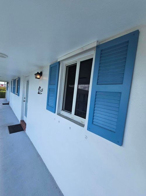 208-1115 Lake Ter, Boynton Beach, FL, 33426-4282 | Card Image