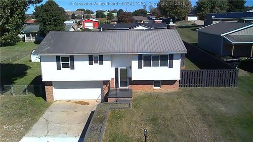 62 Dotson Dr, Millwood, WV, 25262-8534 | Card Image