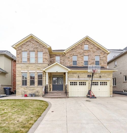 24 Jacksonville Drive, Brampton, ON, L6P2Z3 | Card Image