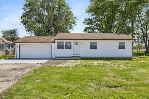 10167 Wolf Rd, Geneseo, IL, 61254-9043 | Card Image