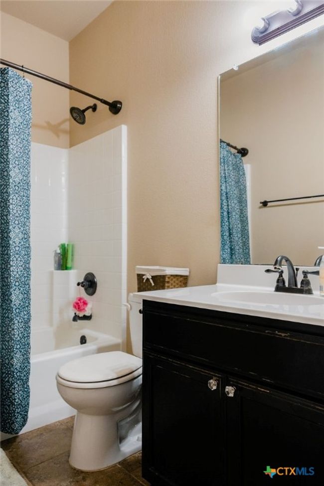 102 Cobble Stone Ct, House other with 5 bedrooms, 4 bathrooms and null parking in Victoria TX | Image 27