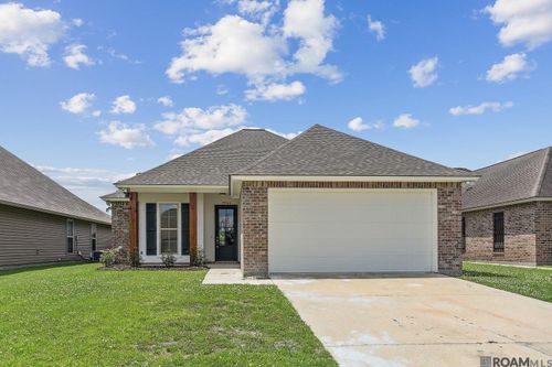 7744 Cedar Trail Dr, Denham Springs, LA, 70706-2910 | Card Image