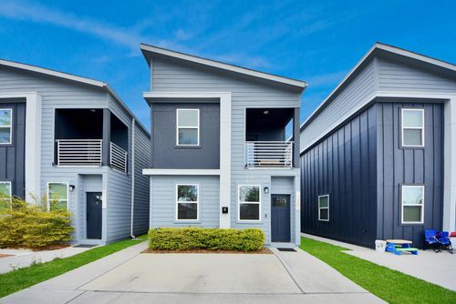 a-19104 Sears Dr, Humble, TX, 77338-4176 | Card Image