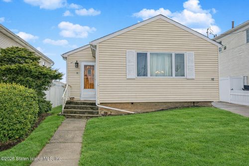 12 Walker Pl, Staten Island, NY, 10312-2602 | Card Image