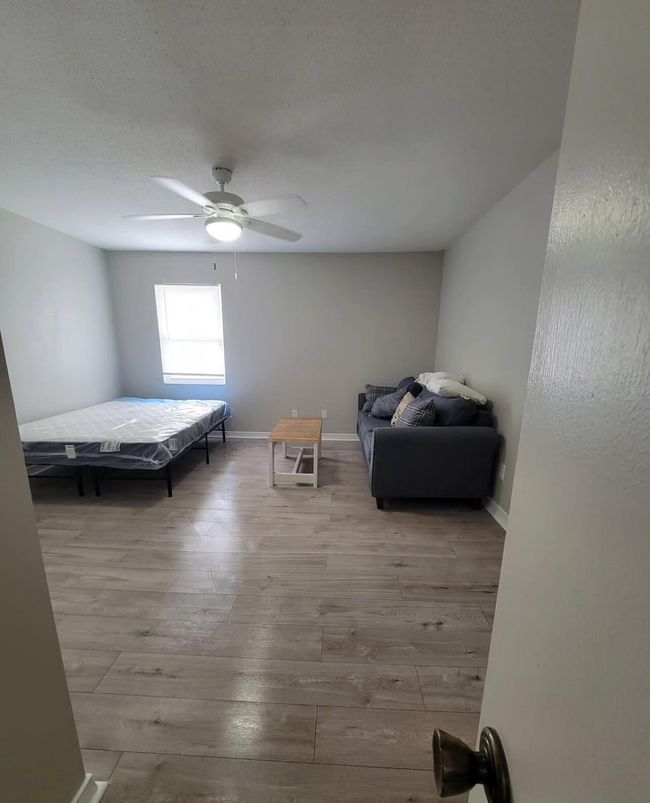 BEDROOM 2 | Image 37