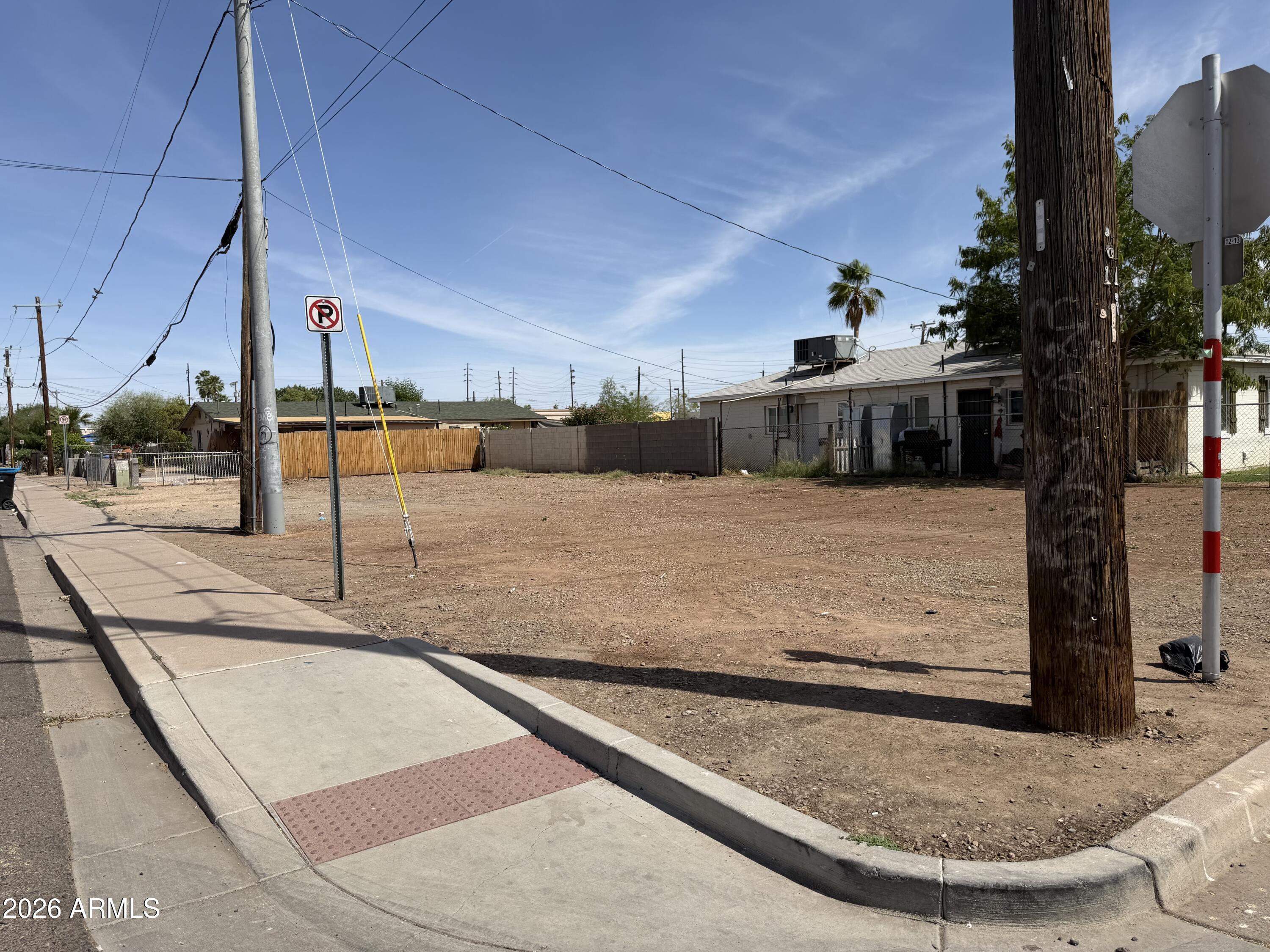Land in Phoenix 3