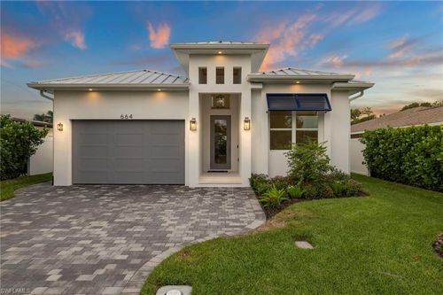 664 100th Ave N, NAPLES, FL, 34108-2238 | Card Image