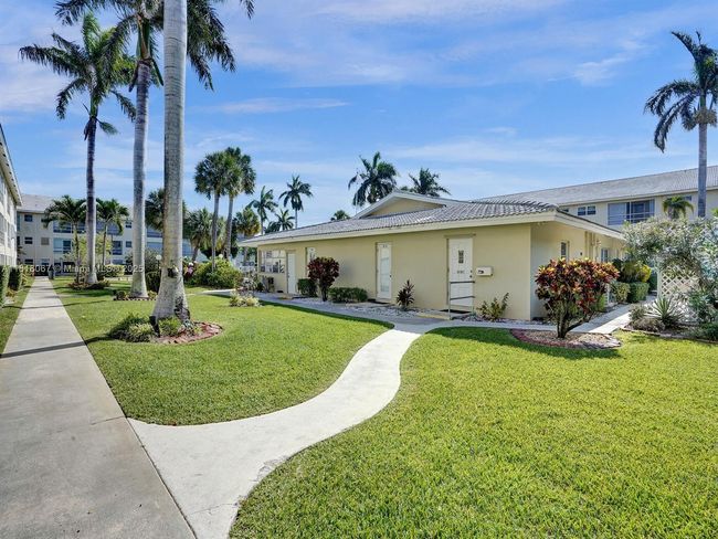 APT-149 - 1951 Ne 39 Th St, Condo with 2 bedrooms, 2 bathrooms and null parking in Lighthouse Point FL | Image 29