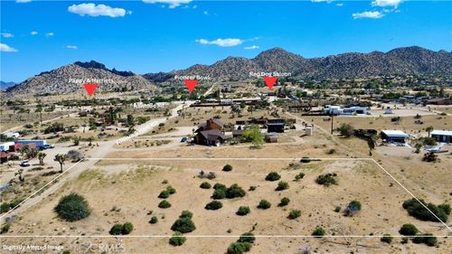 5134 William S Hart Rd, Pioneertown, CA, 92268-9526 | Card Image