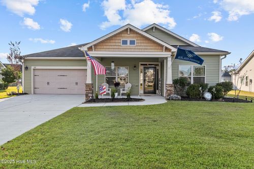 122 Farmstead Pl, Maple Hill, NC, 28454-8712 | Card Image