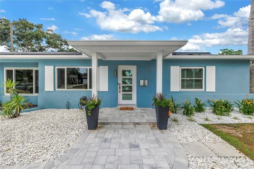 5237 23rd Ave N, St Petersburg, FL, 33710-5147 | Card Image