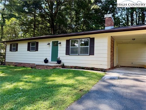 130 Maple Dr, Boone, NC, 28607-3835 | Card Image