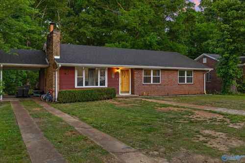 606 River Bluff Dr, Sheffield, AL, 35660-2507 | Card Image